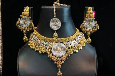 Casting gold plated set with real zircon stones