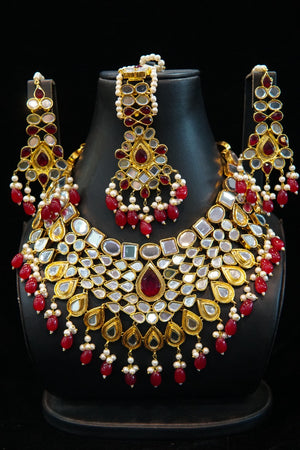 Kundan gold plated set with stones