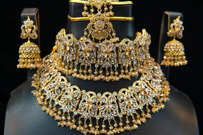 Casting gold plated set with real zircon stones